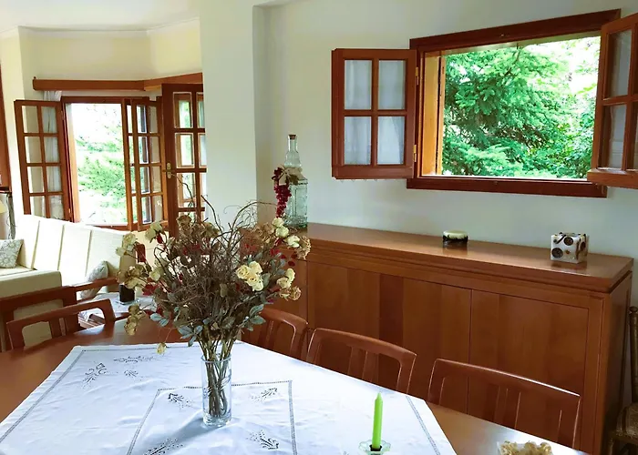 Natura Nest Polydorsos